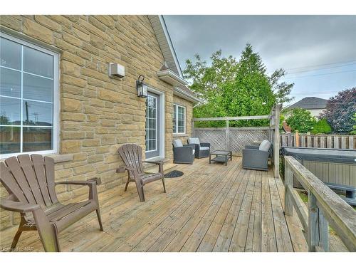 1 Addison Drive, St. Catharines, ON - Outdoor With Deck Patio Veranda With Exterior