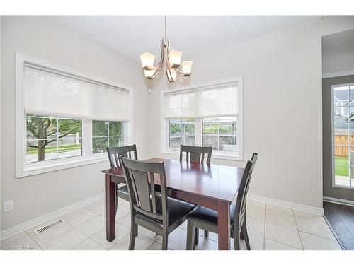 1 Addison Drive, St. Catharines, ON - Indoor Photo Showing Dining Room