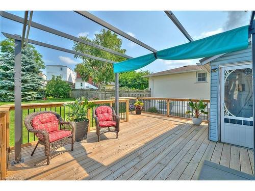 5835 Symmes Street, Niagara Falls, ON - Outdoor With Deck Patio Veranda With Exterior