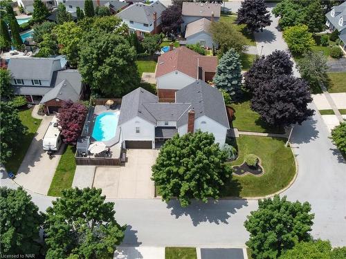 5 Grange Crescent, Niagara-On-The-Lake, ON - Outdoor With View