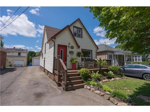 51 Wallace Avenue S, Welland, ON - Outdoor With Facade