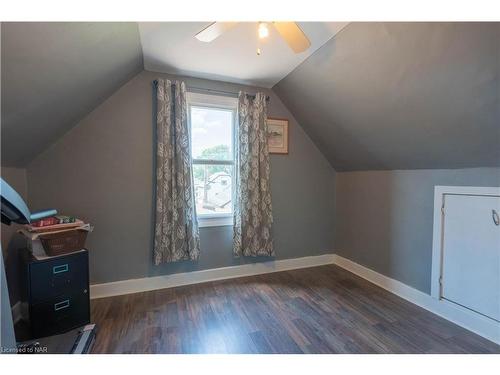 51 Wallace Avenue S, Welland, ON - Indoor Photo Showing Other Room