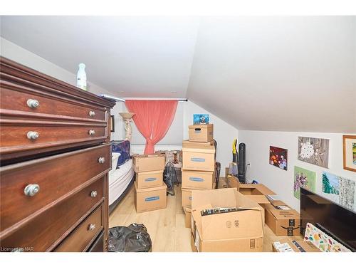 115 Ridgeway Road, Crystal Beach, ON - Indoor Photo Showing Other Room