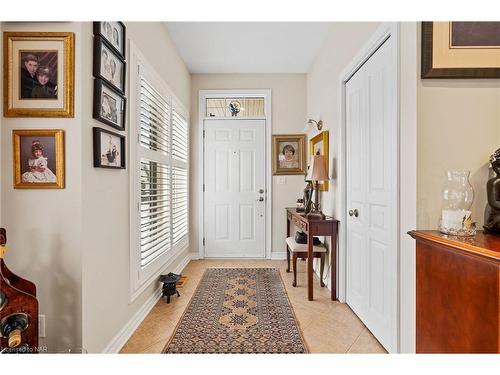 2 Chardonnay Place, Niagara-On-The-Lake, ON - Indoor Photo Showing Living Room With Fireplace