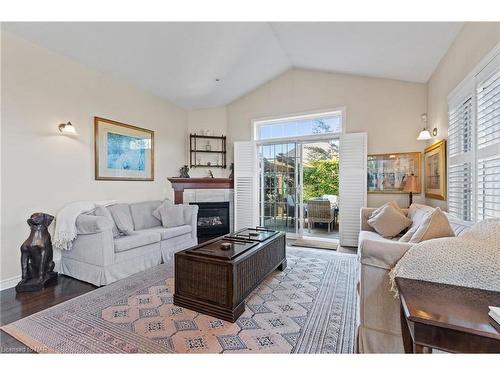 2 Chardonnay Place, Niagara-On-The-Lake, ON - Indoor Photo Showing Living Room With Fireplace