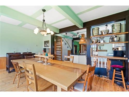 63023 Perry Road, Wainfleet, ON - Indoor Photo Showing Dining Room