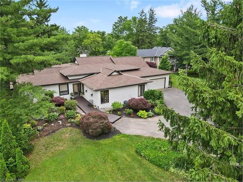 1647 Gregory Road, St. Catharines, ON - Outdoor