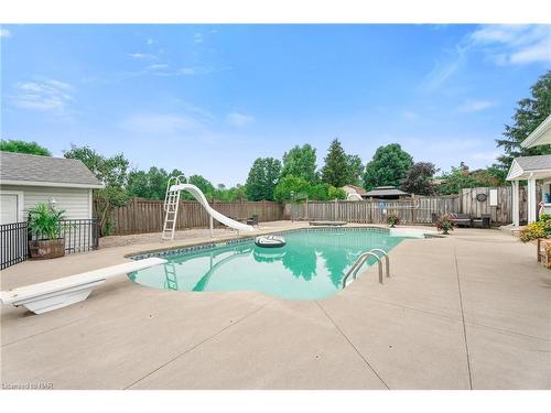 353 South Pelham Road, Welland, ON - Outdoor With In Ground Pool