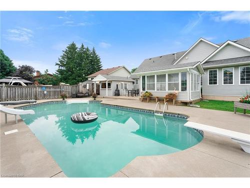 353 South Pelham Road, Welland, ON - Outdoor With In Ground Pool With Backyard