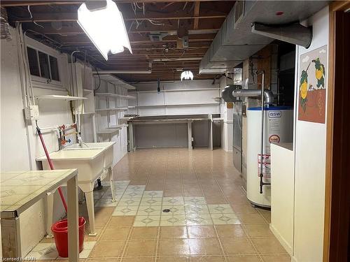 7412 Jordan Avenue, Niagara Falls, ON - Indoor Photo Showing Basement