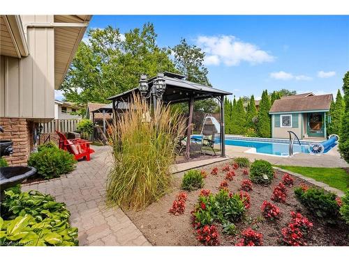 55 Sherwood Forest Trail, Welland, ON - Outdoor With In Ground Pool