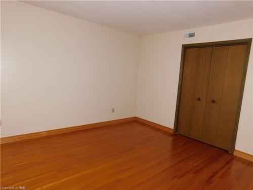 3004 Cullimore Avenue, Niagara Falls, ON - Indoor Photo Showing Other Room