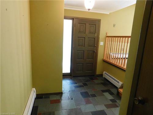 3004 Cullimore Avenue, Niagara Falls, ON - Indoor Photo Showing Other Room