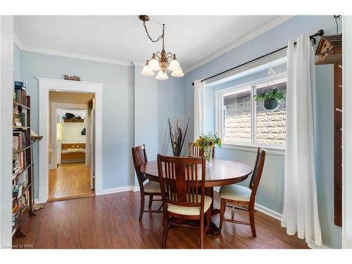 59 Woodland Avenue, St. Catharines, ON - Indoor Photo Showing Dining Room