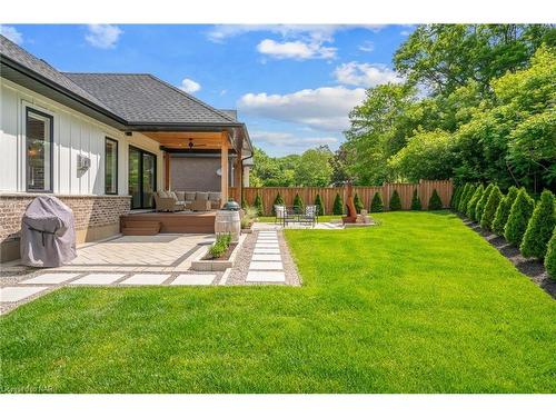 7 Fedorkow Lane, Niagara-On-The-Lake, ON - Outdoor