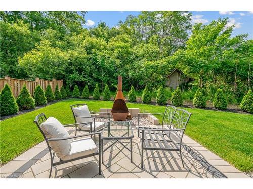 7 Fedorkow Lane, Niagara-On-The-Lake, ON - Outdoor With Backyard