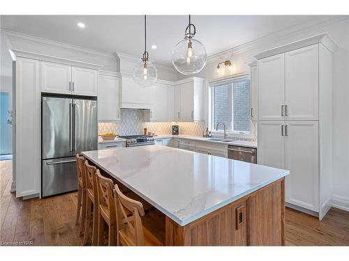 7 Fedorkow Lane, Niagara-On-The-Lake, ON - Indoor Photo Showing Kitchen With Stainless Steel Kitchen With Upgraded Kitchen