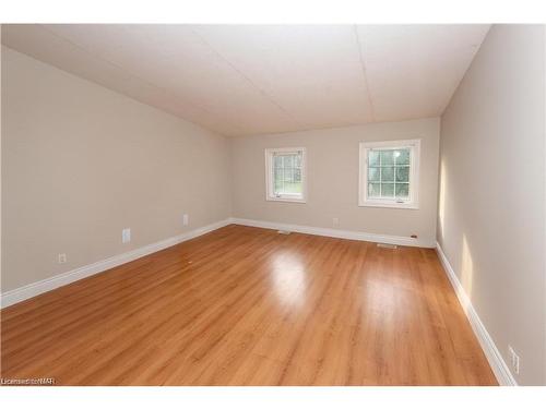 2204 Portage Road, Niagara Falls, ON - Indoor Photo Showing Other Room