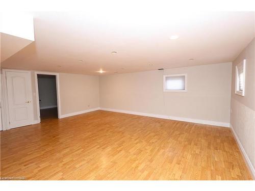 2204 Portage Road, Niagara Falls, ON - Indoor Photo Showing Other Room