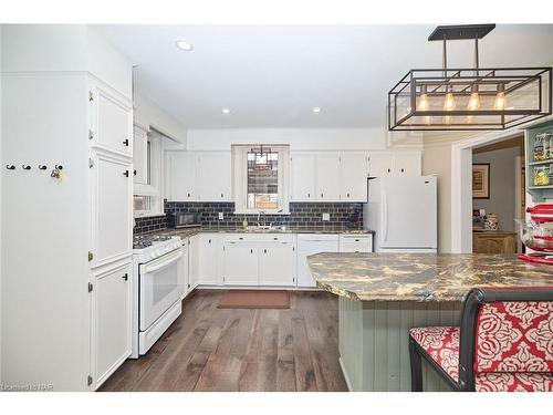 217 Edgar Street, Welland, ON - Indoor Photo Showing Kitchen With Double Sink