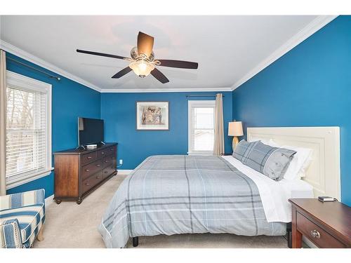 217 Edgar Street, Welland, ON - Indoor Photo Showing Bedroom