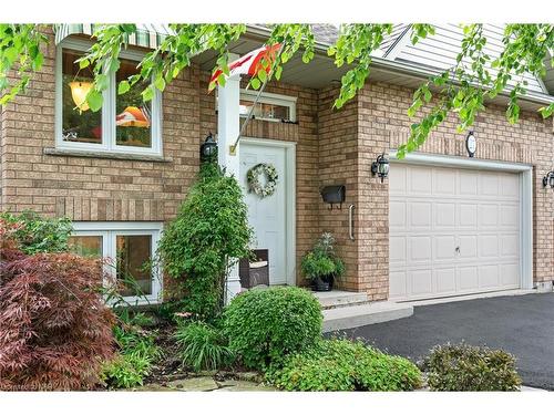 27 Cozocar Crescent, St. Catharines, ON - Outdoor