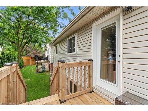 27 Cozocar Crescent, St. Catharines, ON - Outdoor With Deck Patio Veranda With Exterior