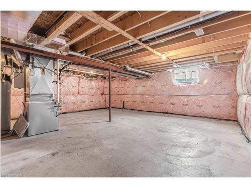 6165 Eaglewood Drive, Niagara Falls, ON - Indoor Photo Showing Basement