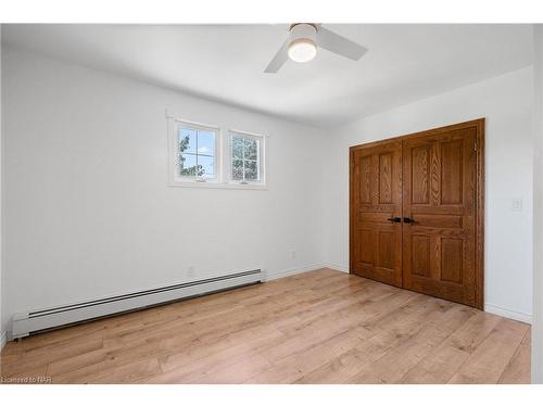 3054 Thunder Bay Road, Ridgeway, ON - Indoor Photo Showing Other Room