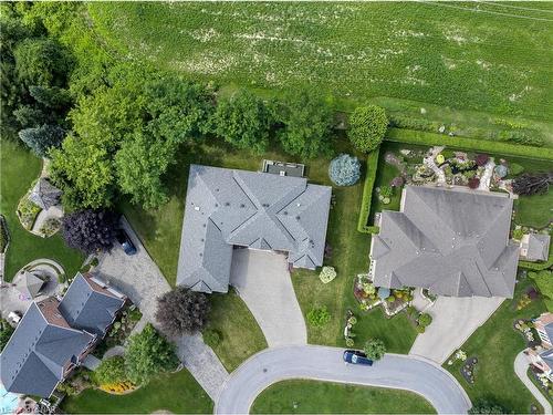 8113 Fatima Court, Niagara Falls, ON - Outdoor With Deck Patio Veranda With Facade