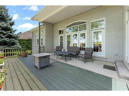 8113 Fatima Court, Niagara Falls, ON - Outdoor With Deck Patio Veranda With Exterior