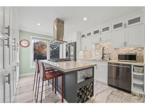 12-1 Lakeside Drive, St. Catharines, ON - Indoor Photo Showing Kitchen With Upgraded Kitchen