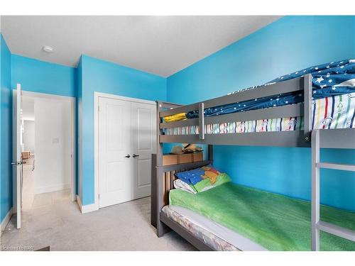 7-1347 Whetherfield Street Street, London, ON - Indoor Photo Showing Bedroom