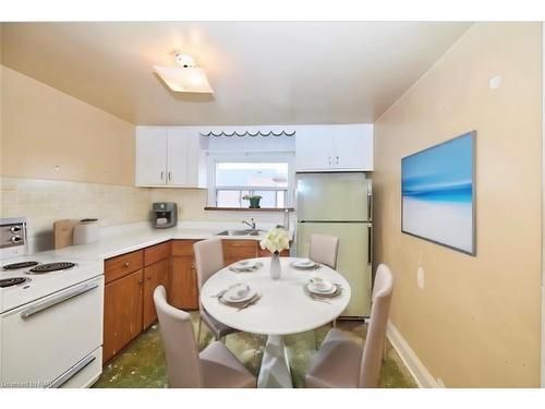 223 Niagara Street, St. Catharines, ON - Indoor Photo Showing Kitchen With Double Sink