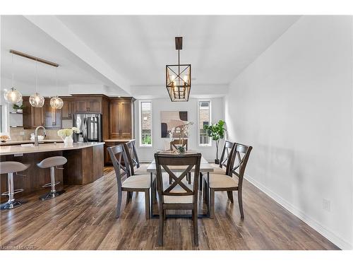 199 Tuliptree Road, Thorold, ON - Indoor Photo Showing Dining Room