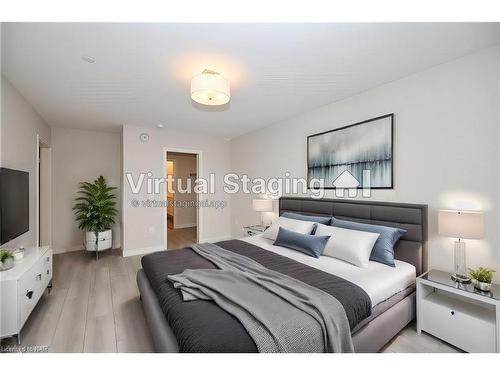 704-118 West Street, Port Colborne, ON - Indoor Photo Showing Bedroom