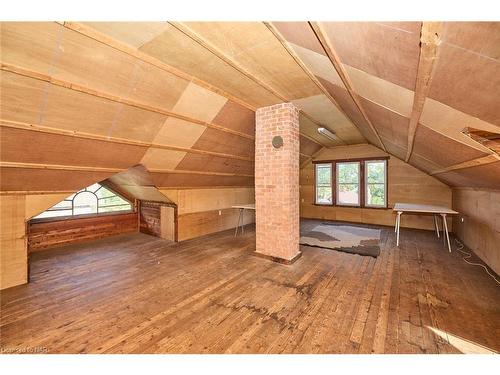 83 Maple Avenue, Welland, ON - Indoor Photo Showing Other Room