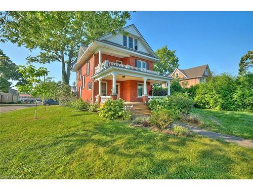 83 Maple Avenue, Welland, ON - Outdoor With Deck Patio Veranda