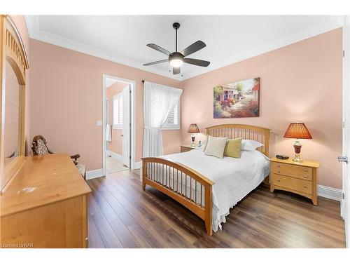 78 Angela Crescent, Niagara-On-The-Lake, ON - Indoor Photo Showing Bedroom