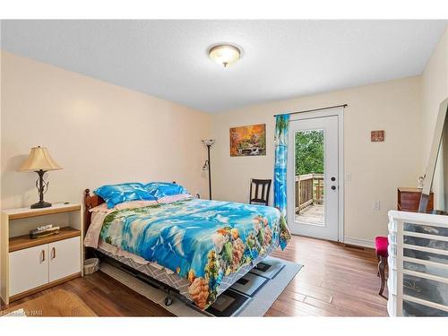 3378 Hyman Avenue, Ridgeway, ON - Indoor Photo Showing Bedroom