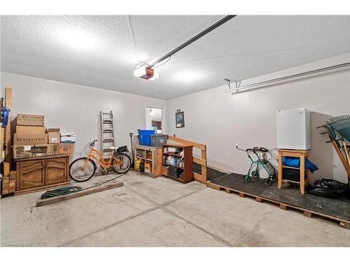 3378 Hyman Avenue, Ridgeway, ON - Indoor Photo Showing Garage