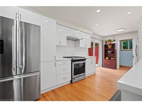 67 Page Drive, Welland, ON - Indoor Photo Showing Kitchen