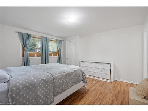 67 Page Drive, Welland, ON - Indoor Photo Showing Bedroom