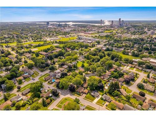 5019 Shirley Avenue, Niagara Falls, ON - Outdoor With View