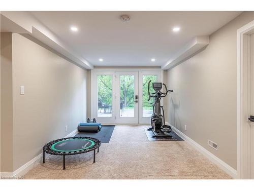 12 Scottdale Court, Pelham, ON - Indoor Photo Showing Gym Room