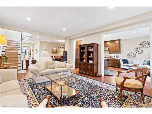 356 Concession 3 Road, Niagara-On-The-Lake, ON - Indoor Photo Showing Living Room