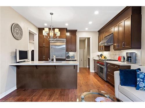 356 Concession 3 Road, Niagara-On-The-Lake, ON - Indoor Photo Showing Kitchen With Upgraded Kitchen