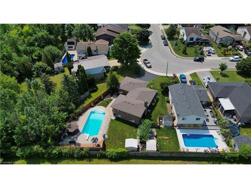 107 Melissa Crescent, Welland, ON - Outdoor With In Ground Pool With View