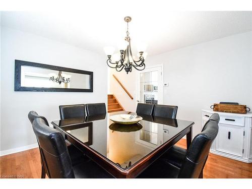 107 Melissa Crescent, Welland, ON - Indoor Photo Showing Dining Room