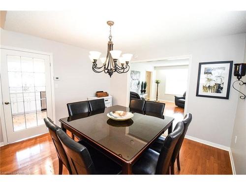 107 Melissa Crescent, Welland, ON - Indoor Photo Showing Dining Room